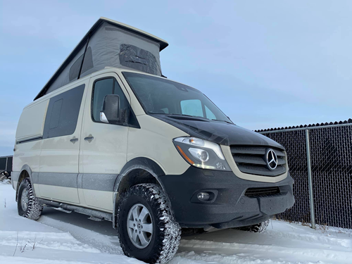 Sivuikkuna, oikea, tumma, tasaisella takaa eteen liukuvalla luukulla, Crafter / Sprinter, 2006-> (L2/L3/L4)