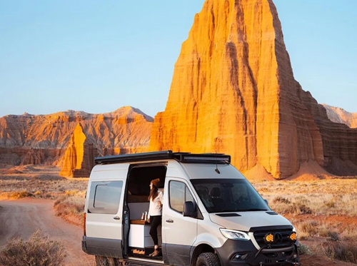 Sivuikkuna, oikea, tumma, hyttysverkollisella liukuluukulla, Crafter / Sprinter, 2006-> (L2/L3/L4)